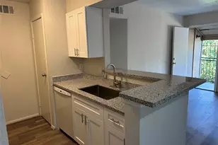10100 S Gessner Rd, Houston, TX 77071 - Photo 4