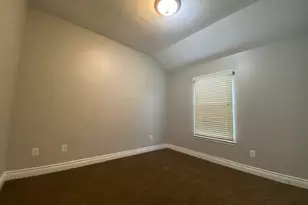 3415 Clearview Cir, Houston, TX 77025 - Photo 16