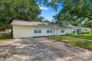 1004 S Shepherd Dr, Baytown, TX 77520 - Photo 2