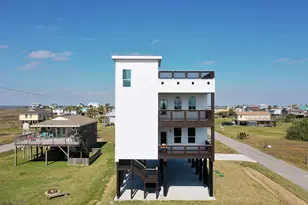 4026 5th St, Galveston, TX 77554 - Photo 4