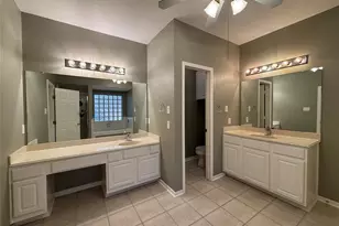 3207 Long Bough Ct, Houston, TX 77059 - Photo 8