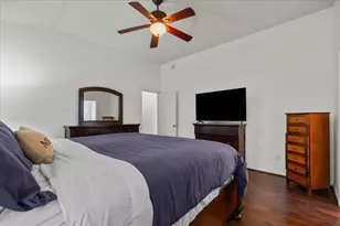 2001 Running Brook Ln, Pearland, TX 77584 - Photo 14