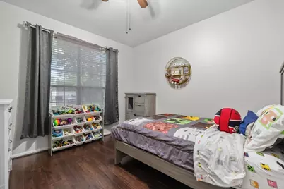 2001 Running Brook Lane, Pearland, TX 77584 - Photo 18