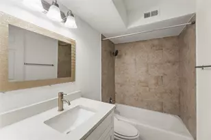 12633 Memorial Dr, Houston, TX 77024 - Photo 10