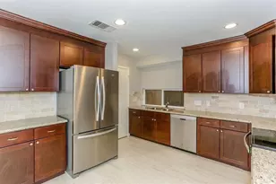 1918 Branard St, Houston, TX 77098 - Photo 8