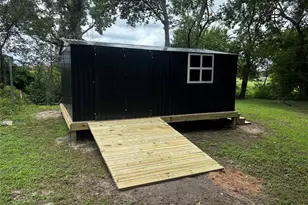 100B Ross St, Huntsville, TX 77320 - Photo 10