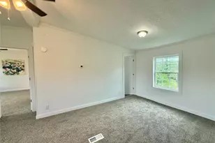 237 Linda Ln, Oyster Creek, TX 77541 - Photo 6