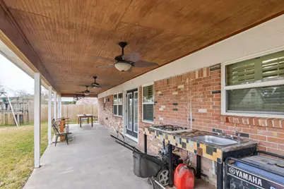 2705 Huckleberry Lane, Pasadena, TX 77502 - Photo 24