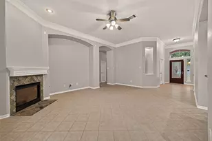 3315 Long Briar Ln, Sugar Land, TX 77498 - Photo 12