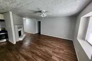 3860 Jasmine Dr, Alvin, TX 77511 - Photo 2
