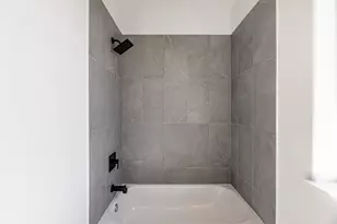 2318 Mills St, Houston, TX 77026 - Photo 44