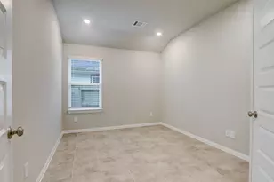 2110 Cherryvale Dr, Tomball, TX 77375 - Photo 6