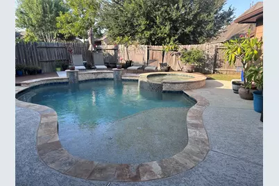 2122 Belcara View, League City, TX 77573 - Photo 4