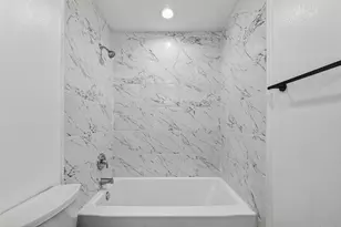 7725 Hoffman St, Houston, TX 77016 - Photo 38