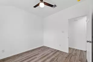 7725 Hoffman St, Houston, TX 77016 - Photo 46