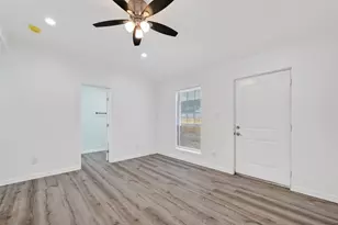 7725 Hoffman St, Houston, TX 77016 - Photo 24