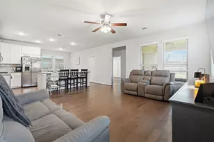 428 Kohls Crest Rd, La Porte, TX 77571 - Photo 6