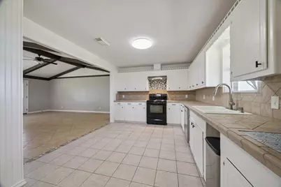 6210 County Road 170, Alvin, TX 77511 - Photo 10