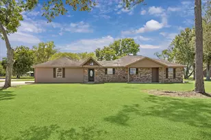 6210 County Rd 170, Alvin, TX 77511 - Photo 1