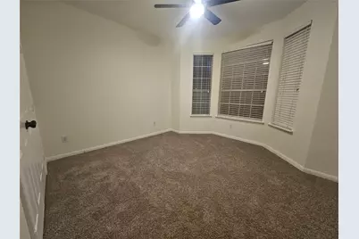 35 S Avonlea Circle, The Woodlands, TX 77382 - Photo 18
