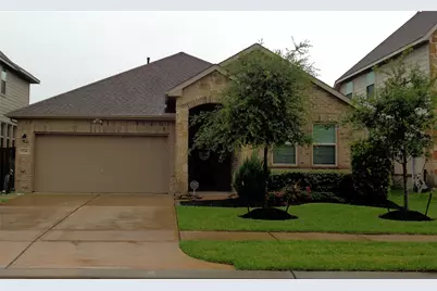 1734 Yaupon Trail Court, Alvin, TX 77511 - Photo 1