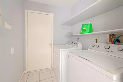 9310 Corner Oaks Ln, Houston, TX 77036 - Photo 20