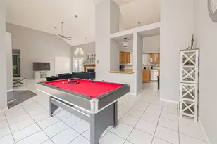 9310 Corner Oaks Ln, Houston, TX 77036 - Photo 10