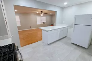4714 Oakshire Dr, Houston, TX 77027 - Photo 6