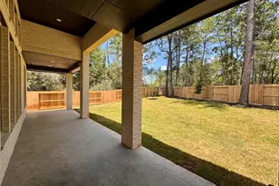 116 Jubilee Mdw Dr, Willis, TX 77318 - Photo 6