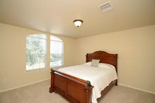 5002 Hearth Hollow Ln, Sugar Land, TX 77479 - Photo 18