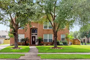 5002 Hearth Hollow Ln, Sugar Land, TX 77479 - Photo 1
