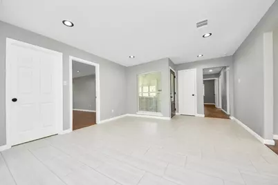 5743 Newquay Street, Houston, TX 77085 - Photo 8