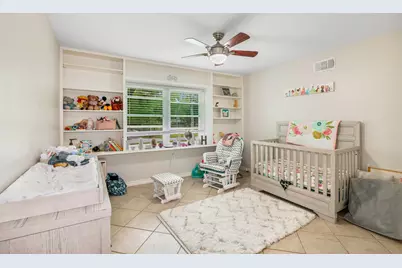 1010 Rosewood Drive, Dickinson, TX 77539 - Photo 4