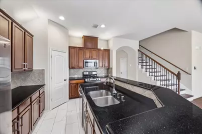 8107 Whisper Point Drive, Houston, TX 77040 - Photo 10