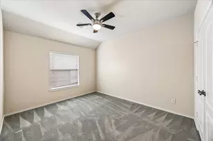 8107 Whisper Point Dr, Houston, TX 77040 - Photo 26
