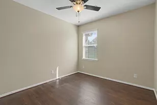 2875 Torano Cir, League City, TX 77573 - Photo 26
