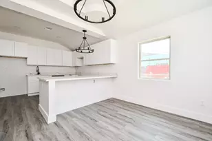 5030 Rapido Rd, Houston, TX 77033 - Photo 4