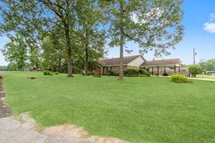 303 Greenwood Dr, Livingston, TX 77351 - Photo 40