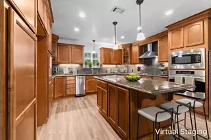 303 Greenwood Dr, Livingston, TX 77351 - Photo 10