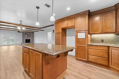 303 Greenwood Drive, Livingston, TX 77351 - Photo 8