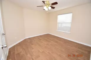 338 Brightfield Ln, Dickinson, TX 77539 - Photo 18
