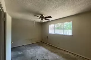 5419 Shirley St, Baytown, TX 77521 - Photo 4