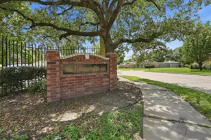 12919 Westhorpe Dr, Houston, TX 77077 - Photo 38