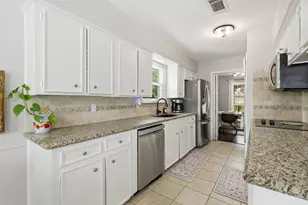 12919 Westhorpe Dr, Houston, TX 77077 - Photo 10
