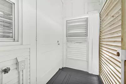 4728 Avenue R 1/2, Galveston, TX 77551 - Photo 36