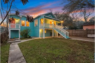 4728 Avenue R 1/2, Galveston, TX 77551 - Photo 1