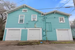 4728 Ave R 1/2, Galveston, TX 77551 - Photo 44