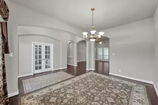 2068 Brookmont Dr, Conroe, TX 77301 - Photo 6