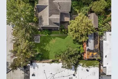 221 Emerson Street, Houston, TX 77006 - Photo 6