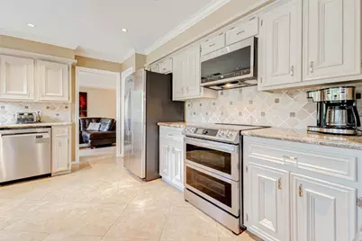 15811 Spring Forest Drive, Houston, TX 77059 - Photo 10